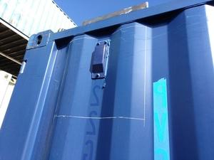 shipping-container-vent-install-02