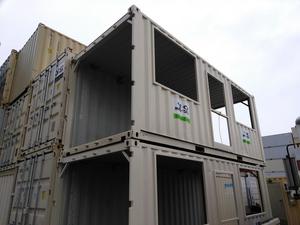 shipping-container-sidewalk-10